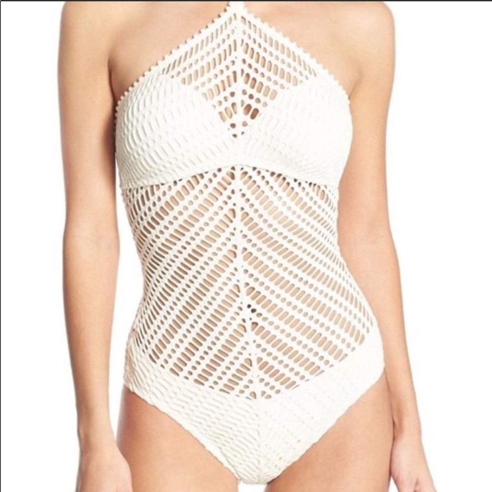 Robin Piccone Sophia crochet swimsuit NWOT